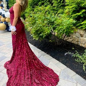 Maroon Alamour The Label sequin dress